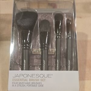 Japonesque Essential Brush Set